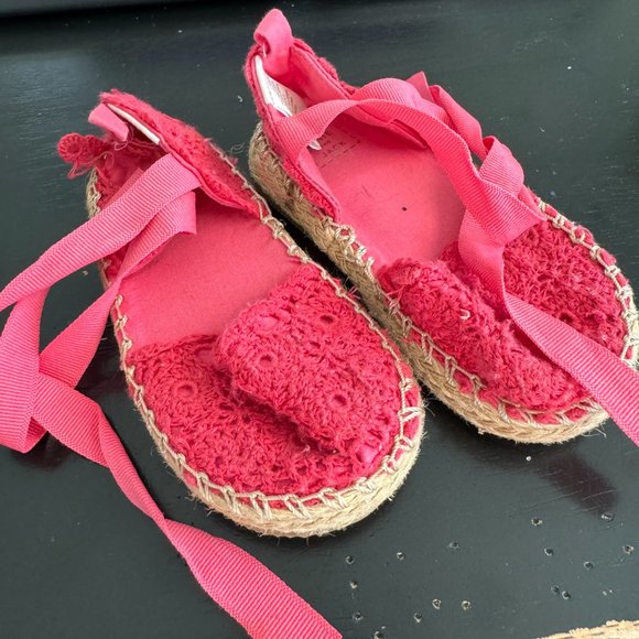 Like New Janie & Jack Pink Baby Espadrilles Sz 4 - Picture 2 of 4